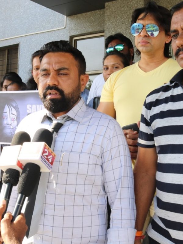 0fe756f9-8309-426c-834b-f7614ab06a6a